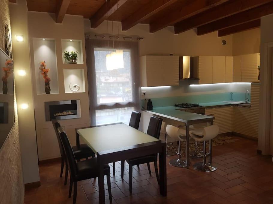 Ferienwohnung Copelia - Pool And Elegance Paratico Exterior foto
