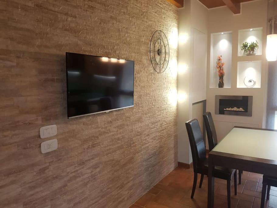 Ferienwohnung Copelia - Pool And Elegance Paratico Exterior foto